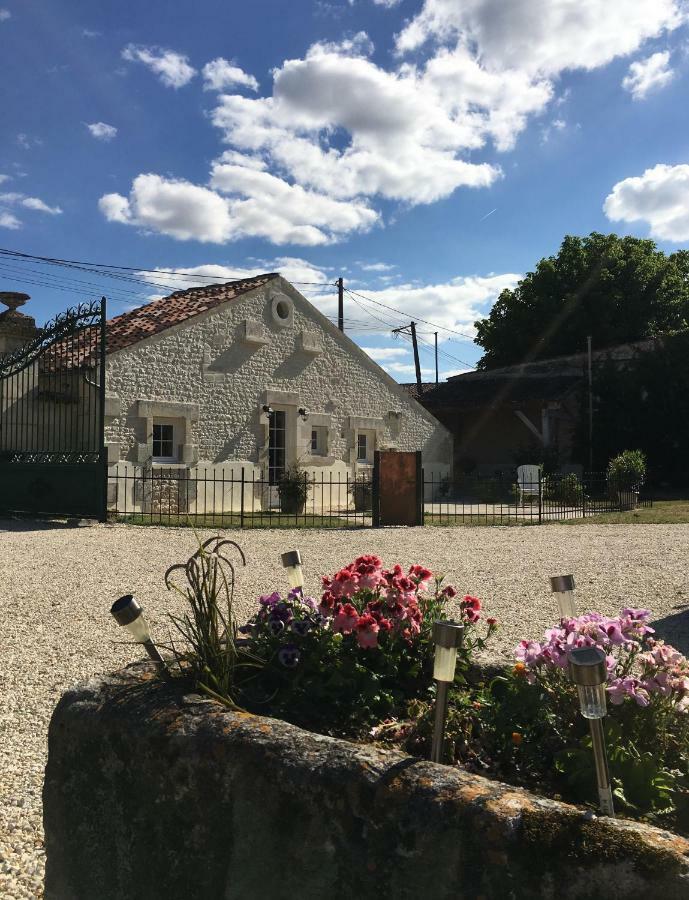 Logis De L'Arceau Bed & Breakfast Celles  Екстериор снимка